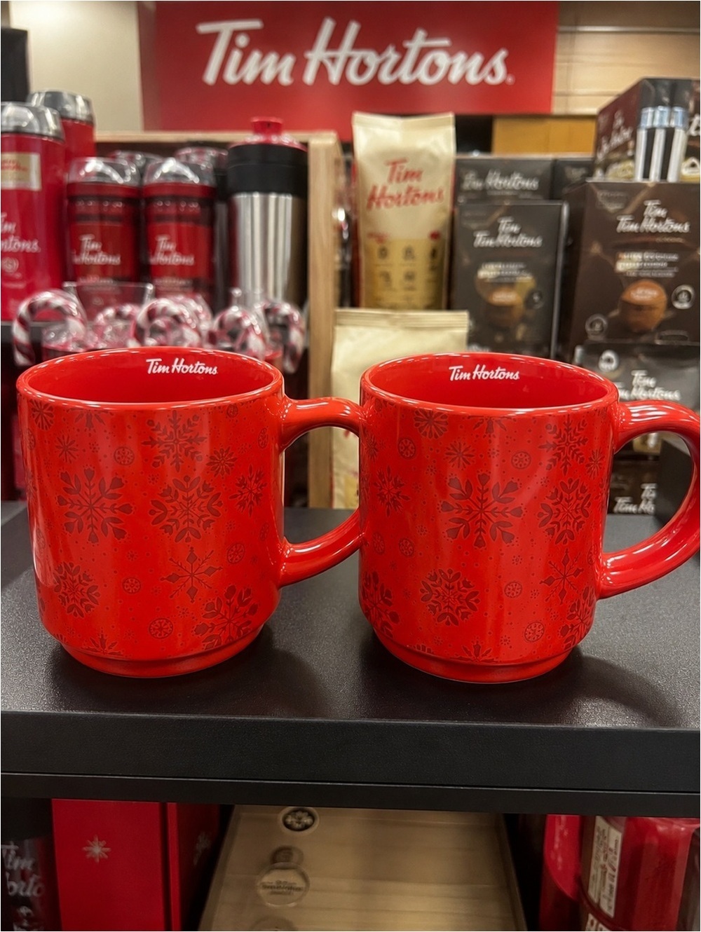Tim Hortons 2021 Red Snowflake Ceramic Coffee Mugs Set of 2 Holiday Like New